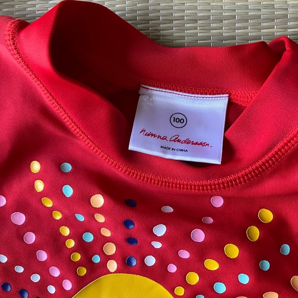 Hanna Anderson Rash Guard - Picture 2 of 4